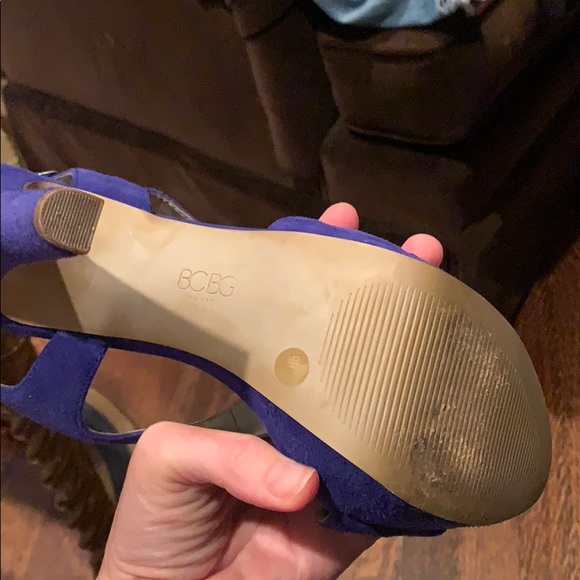 BCBG heels royal blue. - Picture 4 of 4